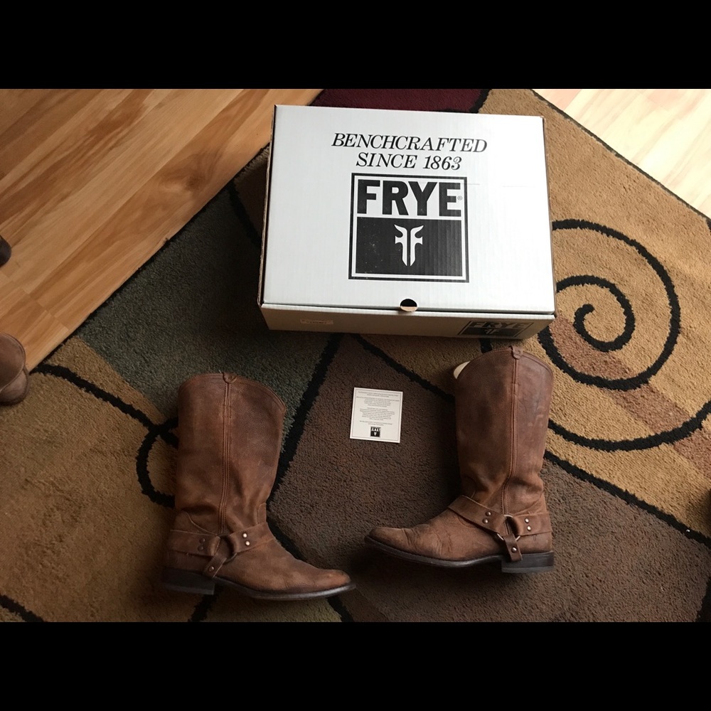 Frye Wyatt Harness Leather Boots - Size 8